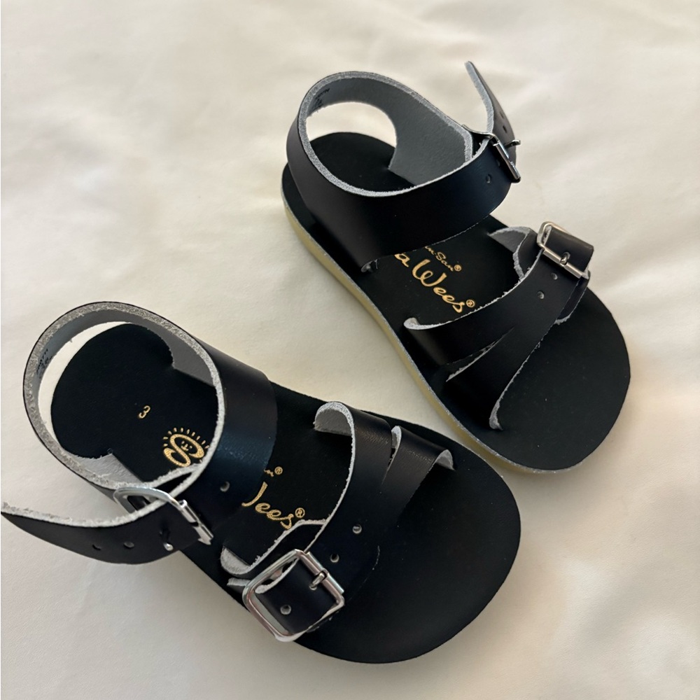 Size 3 Sea Wees Navy Leather Sandals with Buckle